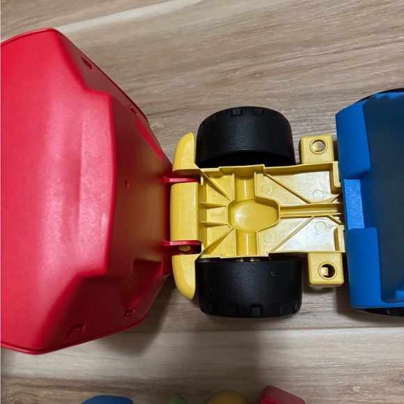 Green Toys Mickey Mouse & Friends Shape Sorter Truck - Picture 8 of 10